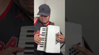 Tocando no Novo Acordeon MIDI  Solo Ultimo Adeus Trio Parada Dura [upl. by Arotahs]