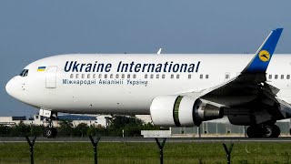 Ukraine International Airlines Boeing 767322ER Early Morning Landing At Belgrade Airport [upl. by Rowe]