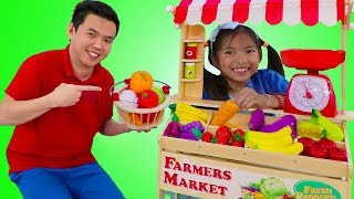 Wendy Pretend Play with Farmers Market Food Stand Toy Selling Fruits amp Veggies [upl. by Attenauqa]