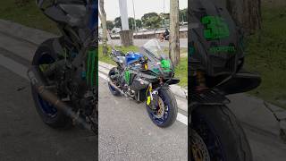 Yamaha R1m 😻 black shorts shortsfeed trending yamaha yamahar1m viralshort zx10r [upl. by Epul]