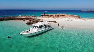 Boat Trip in Oman  Al Daymaniyat Island  White Soft Sand Clear Blue Sea  Al Muhajer Marina [upl. by Alys]