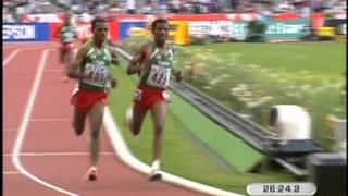 BekeleGabrselassie10000mWorld ChampionshipsParis2003 [upl. by Osi]