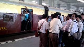 Busy Kharghar railway station Navi mumbai [upl. by Eatnahs]