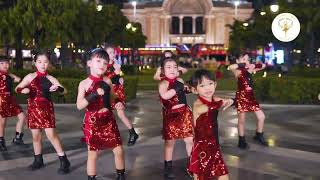 DE YANG GATAL GATAL SA  Zumba dance  Dance kids  bé nhảy sôi động [upl. by Suirradal]