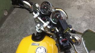 Yamaha SR400 60th Anniversary  Walkaround and sound [upl. by Analaj972]