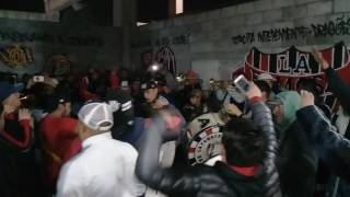 PREVIA  Hinchada de Chacarita 21 Juventud Unida G [upl. by Arrahs]