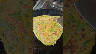 PalakGreen Paratha viralvideo food foodie healthy Paratha shortvideo cookingvlogwinter [upl. by Yalonda]