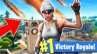 METEORS ARE FALLING IN FORTNITE Fortnite Battle Royale [upl. by Essilrahc241]