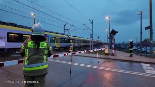 Pociąg śmiertelne potrącił pieszego w Rzezawie 01032024 [upl. by Aliab316]