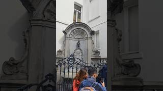 Manneken Pis Bruselas Bélgica 🇧🇪🇧🇪🇧🇪 [upl. by Lednahc]