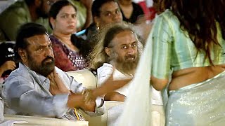 Gurudev Sri Sri Ravi Shankar Reaction At Sri Vidyanikethan Annual Day Celebration  Mohan Babu  DC [upl. by Peacock831]