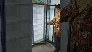 Showcase display cooler kulkas dingin 3 pintu merk Sanden Intercool SecondMinat WA 0895322292356 [upl. by Aikam987]