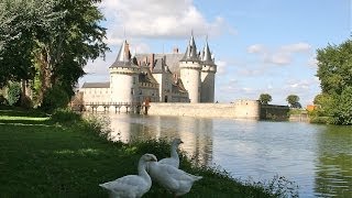 DES JARDINS DU GRAND COURTOISEAU AU CHÂTEAU DU LUDE [upl. by Anirda]