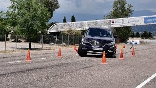 Renault Koleos 2017  Maniobra de esquiva moose test y eslalon  km77com [upl. by Jandy]