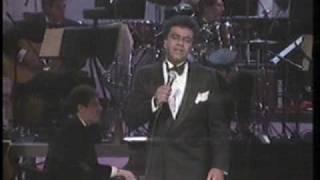 Johnny Mathis amp Henry Mancini live 1987 quotTwo For The Roadquot and quotCharadequot [upl. by Noelani]