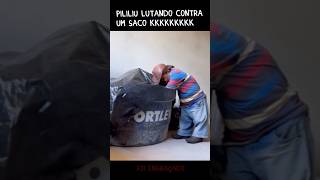 PILILIU foi atacado por um saco da caixa de água kkkkkkkkkkk pililiu humor comedia [upl. by Pirri]