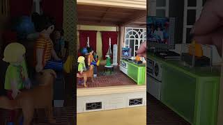 Spiel mit Playmobil Familie Pingel  Wohnzimmer einrichten playmobil Nostalgie retro shorts [upl. by Nivar]