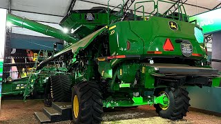 John Deere na Agrishow 2023 [upl. by Leede]