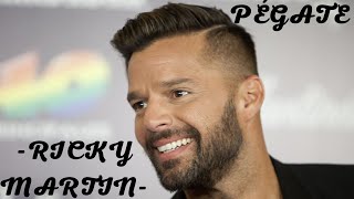 Pégate  Ricky Martin Letra [upl. by Qifahs81]