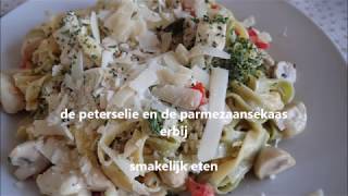 Pasta met kip en champignons [upl. by Walther]