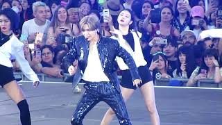 190118 SMTOWN in Chile  TAEMIN Move [upl. by Lara]