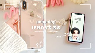 ☁️🐰iPhone XS Unboxing in 2024 I aesthetic I  rose gold   accessories amp shuffle wallpaper [upl. by Morgun]