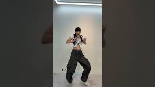 너무 중독된다 TONY jigglin jigglin챌린지 양치질댄스 신곡 dance dancekpop kpop [upl. by Shanks]