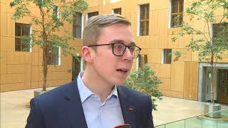 Philipp Amthor zerpflückt AfD Wie diese Jüngling die Populisten in die Schranken weist [upl. by Anaib41]