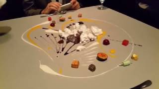 Dolce spettacolare al ristorante MOLECOLARE Alinea a Chicago [upl. by Eisac]