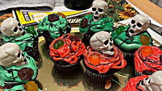 Make Halloween cupcakes with me 🍂👻 [upl. by Fishman155]