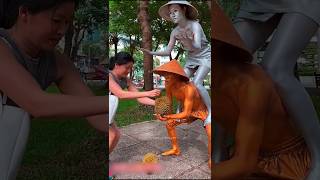 Girl Placed Fruit On The Statue Hands 😰 [upl. by Immij]