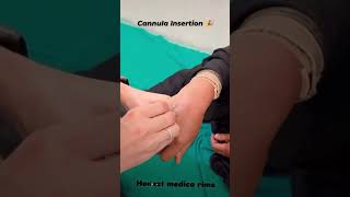 Cannula insertion 😍inspiration hospital rims mbbsdoctor medicaldegree doctor like follow [upl. by Zoara]