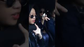 Gadis Gadis Cantik Karaoke Dalam Mobil [upl. by Etom]