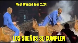 Asi BAD BUNNY Inicio Most Wanted Tour 2024 Llego en Caballo [upl. by Feldt]