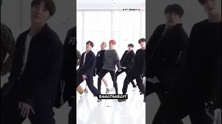 Shorts BTS dance 😱😱😱 shorts bts kpop [upl. by Piks417]