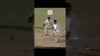 Super Jonty Rhodes One Handed Diving Catch jontyrhodes fielding cricket [upl. by Kcin]