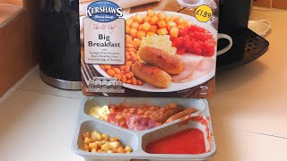 KERSHAWS Big Breakfast  BampM  Food Review [upl. by Zwiebel873]