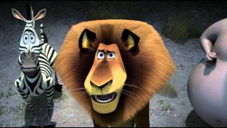 MADAGASCAR 3  Los Fugitivos  Clip Eres Circo [upl. by Elacim154]