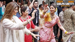 Shilpa Shetty CRAZY Dance at Her Ganpati Visarjan  Shilpa Shetty Ganpati Visarjan 2023 [upl. by Ahsiat]