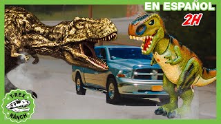 ¡TRex gigante persigue a Ranger en un camión Video divertido de dinosaurios y juguetes para niños [upl. by Eilloh274]