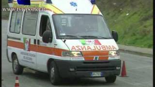 GUIDA SICURA PER GLI AUTISTI DI AMBULANZE [upl. by Finny382]