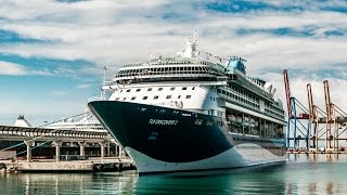 Conoce el crucero TUI Discovery 2 que ha sido bautizado en Málaga [upl. by Araiek]