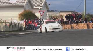 Hunter Holden VL Walkinshaw  Thrilling crowds at Longford [upl. by Ervin200]