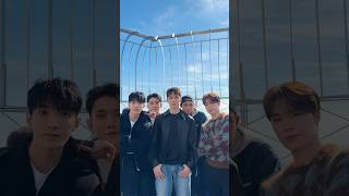 LOVEMONEYFAME at 1000ft up Empire State Building SEVENTEEN 세븐틴 SPILLTHEFEELS [upl. by Eilasor]