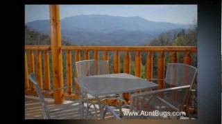 GATLINBURG CABIN RENTALS IN THE FALL NEAR THE SMOKY MOUNTAINS [upl. by Buller]