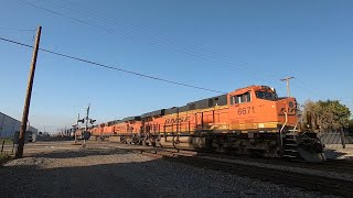 5 Locomotive Leads BNSF intermodal [upl. by Clauddetta]