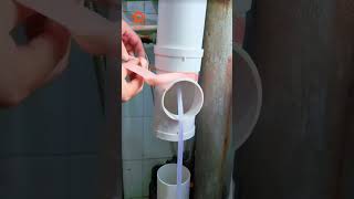 PVC pipe leak solutions tips 😲🛠️ professionalplumbing plumbingpvcidealekesolution [upl. by Minta]