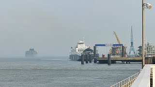 Alte Liebe mit richtig vielen Schiffen inkl Elbefähre Weltschifffahrtsweg live Webcam Cuxhaven [upl. by Oiretule]