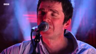 Noel Gallagher  Wonderwall Radio 2 In Concert [upl. by Hulen]