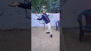 De De Pyar De  Kishore Kumar amp Amitabh Bachchan  Song  Sharaabi youtubeshorts bollywood dance [upl. by Eneja323]